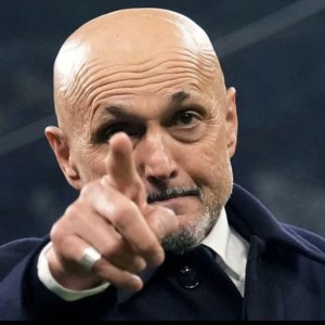 都体：尤文正推进斯帕莱蒂的续约，后者希望拥有转会参与权